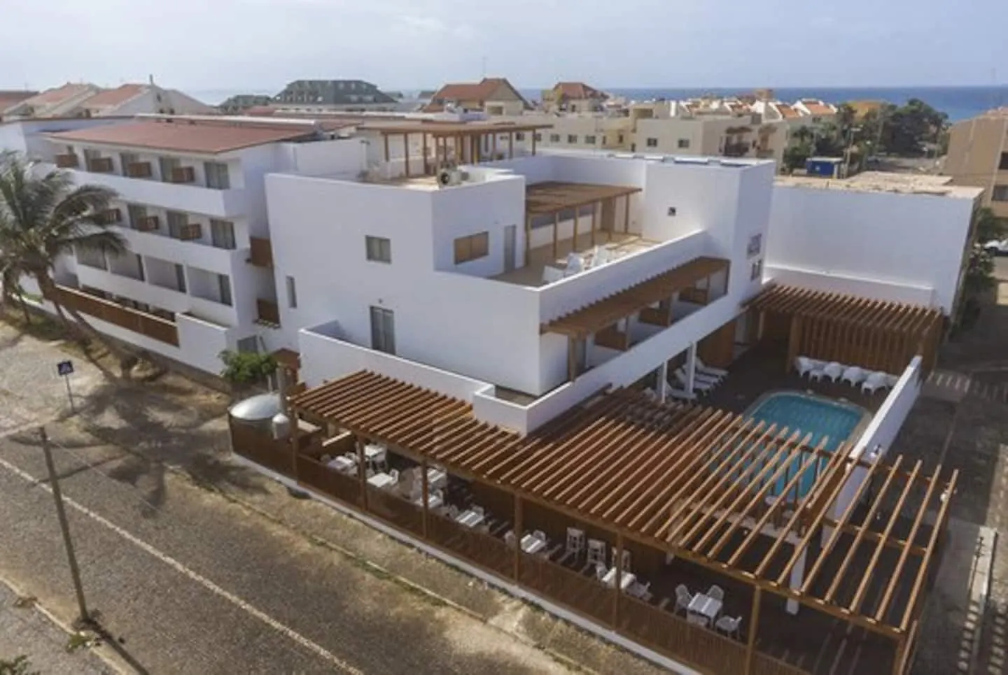 Hotel da Luz – Two-Bedroom Apartment with Pool — photo 15