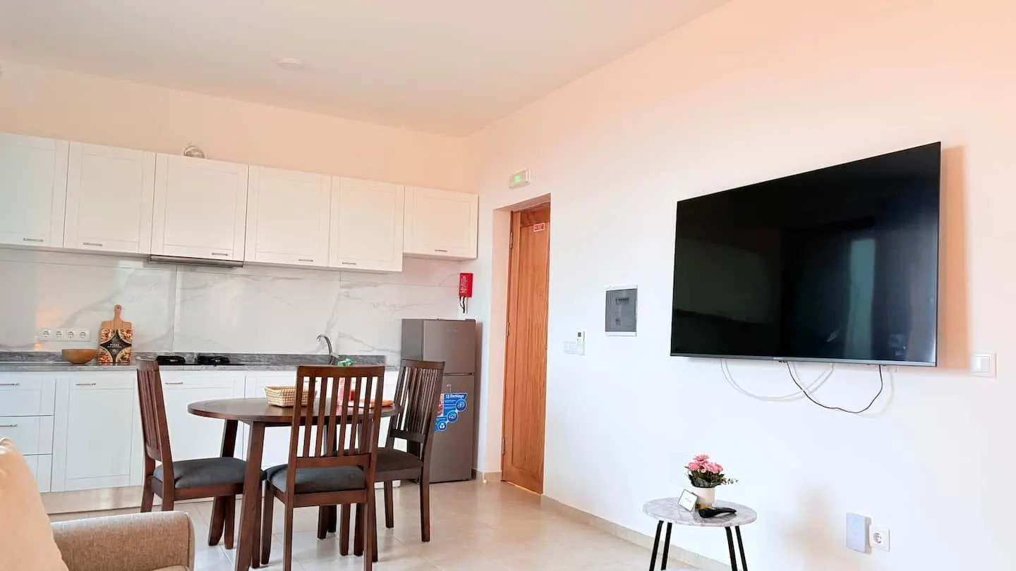 JoLi Beach House - Spacious Second Floor T0 Suite — photo 11