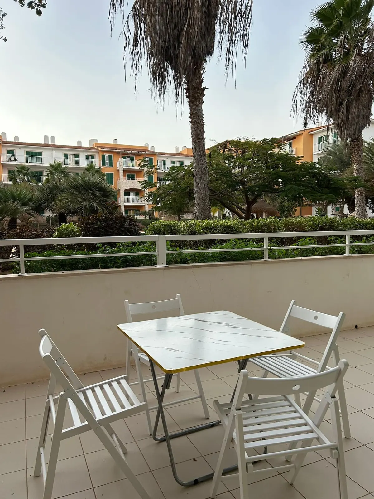 Good life is in Vila Verde Sal. — Balcony