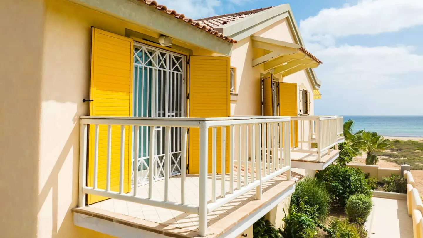 Enchanting sea front — Exterior 2