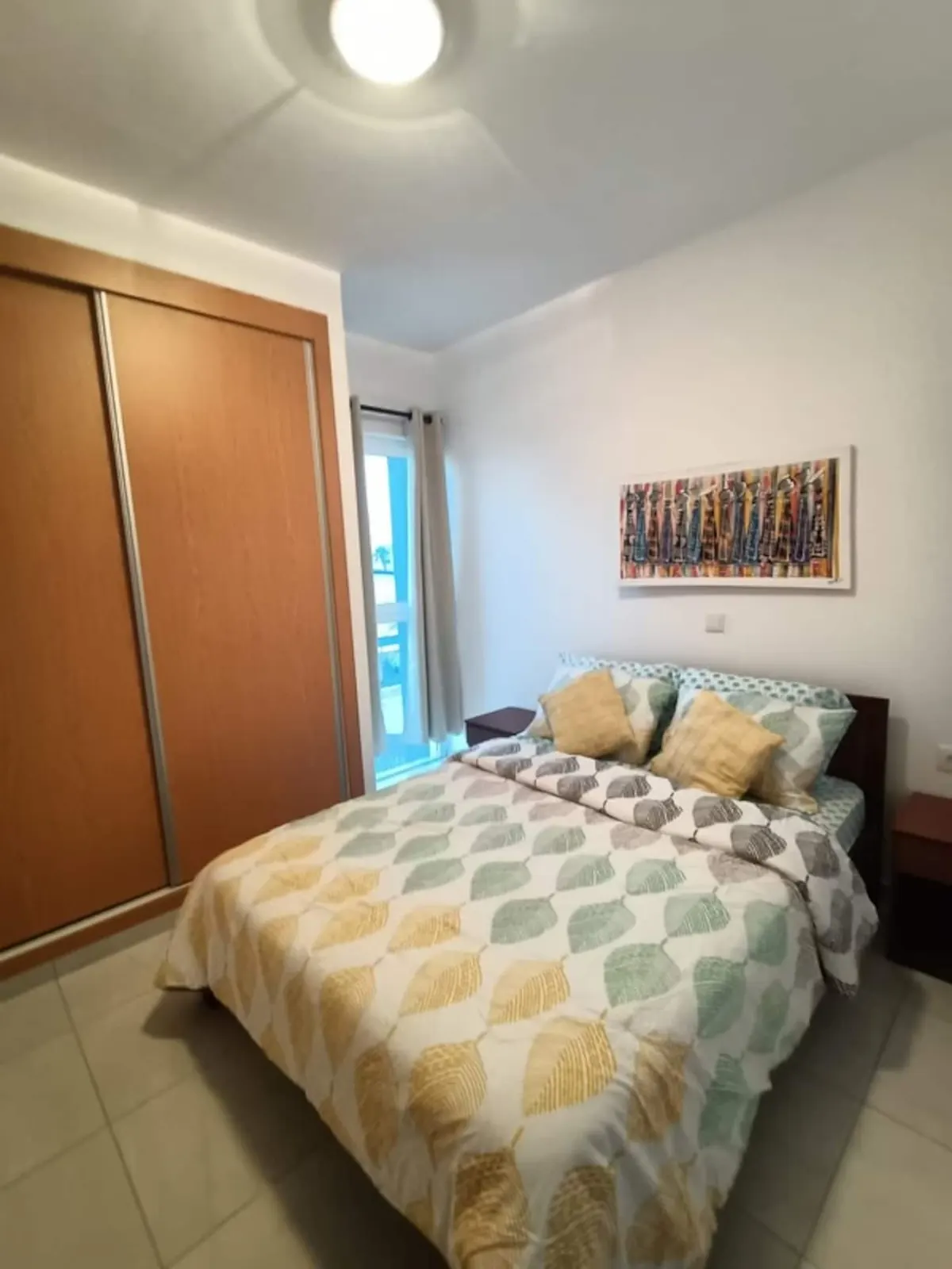 New, Modern, and Cozy 3 Bedroom Apartment. — photo 9