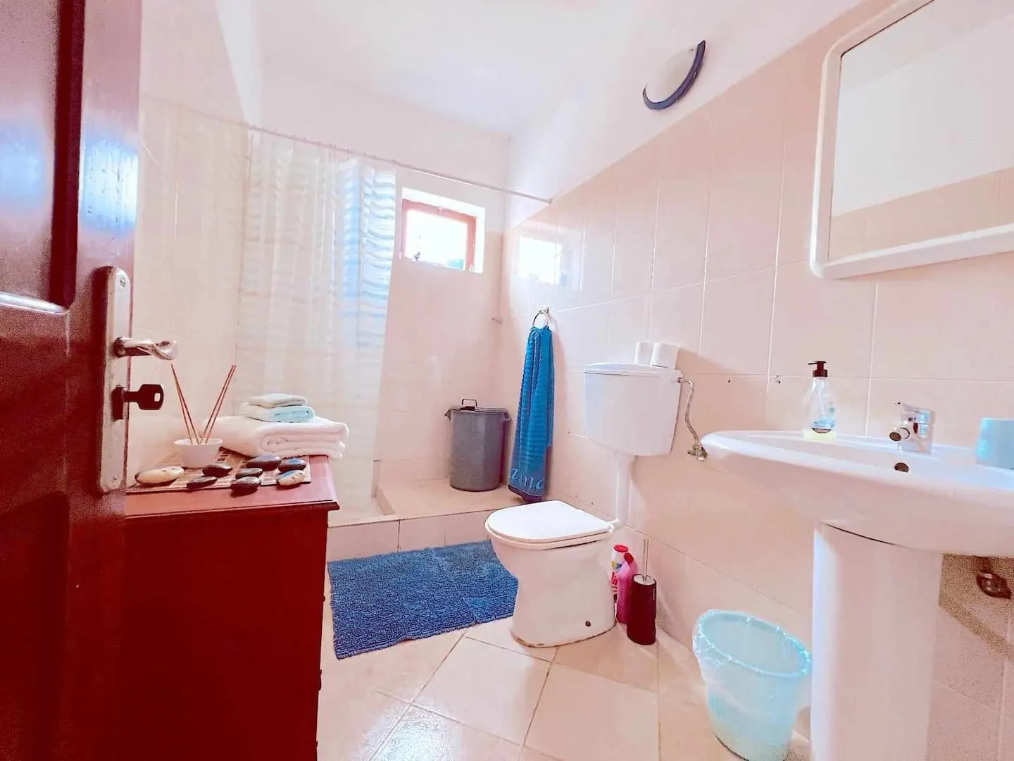 Sal&Sol Apartment — Full bathroom