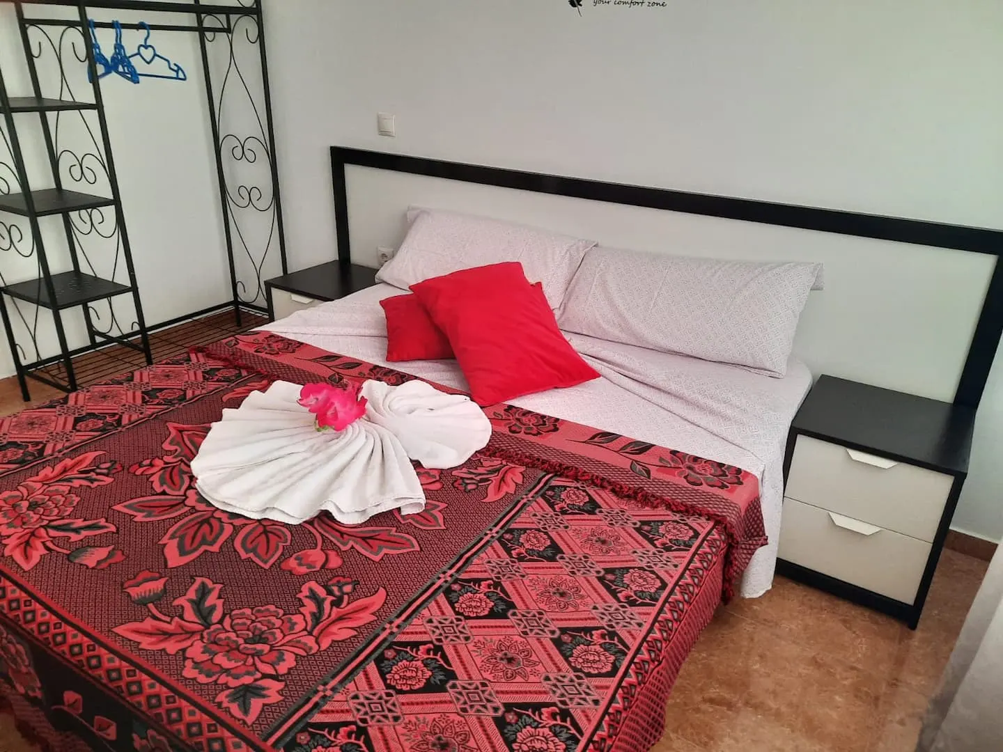 Franmay 4: Two-Bedroom Apartment with Terrace — Bedroom 2
