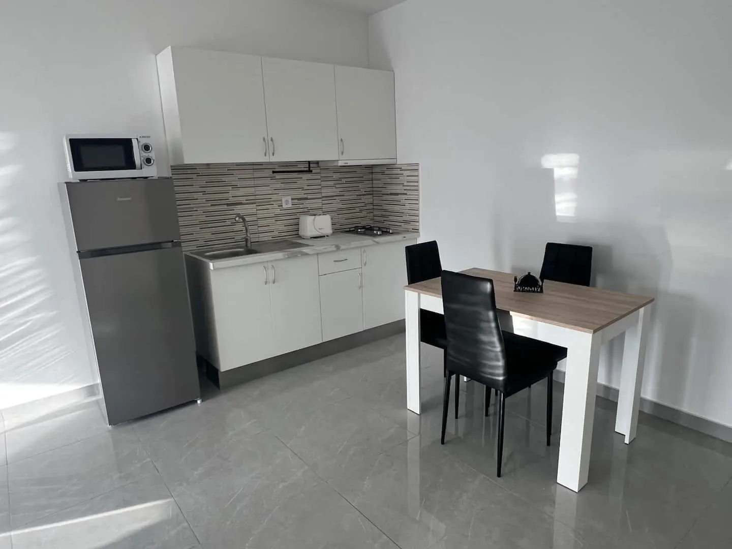 Costa MCC 5: New apartment near the beach — Full kitchen