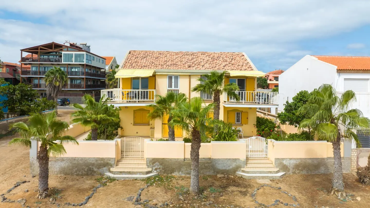 Enchanting sea front — Exterior 1