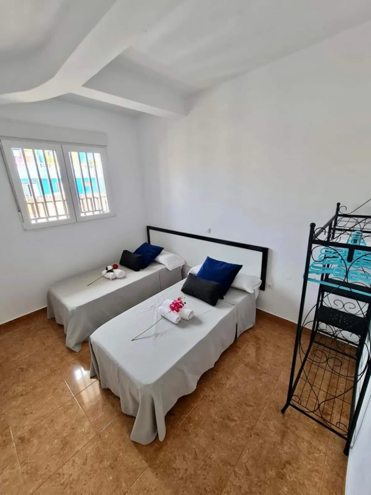 Franmay 1: One-bedroom apartment — Bedroom