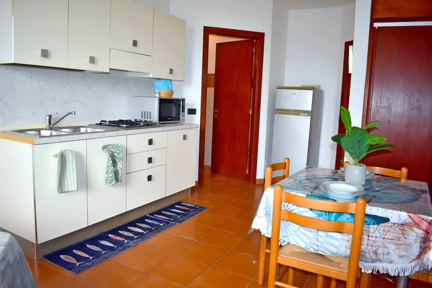 Porto Antigo 2 Studio - Balcony - OCEAN VIEW — Full kitchen