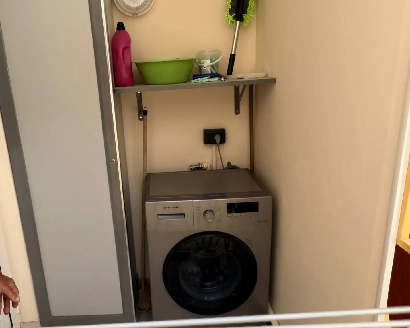 Rosa dei Venti 3 
…Everything within walking distance of home — Laundry area
