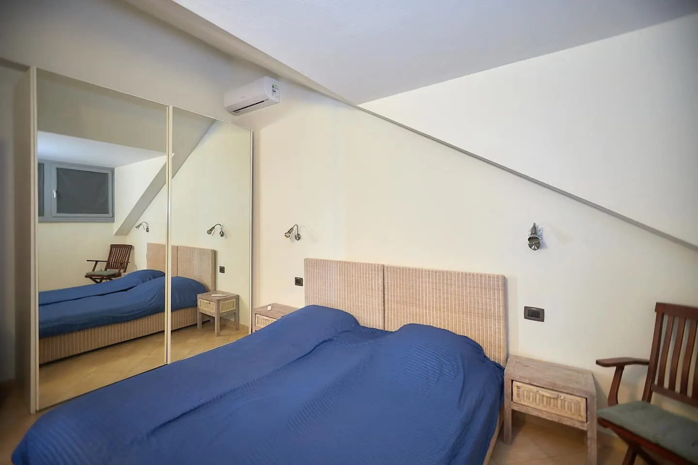 Breathtaking ocean view in city center — Bedroom 2