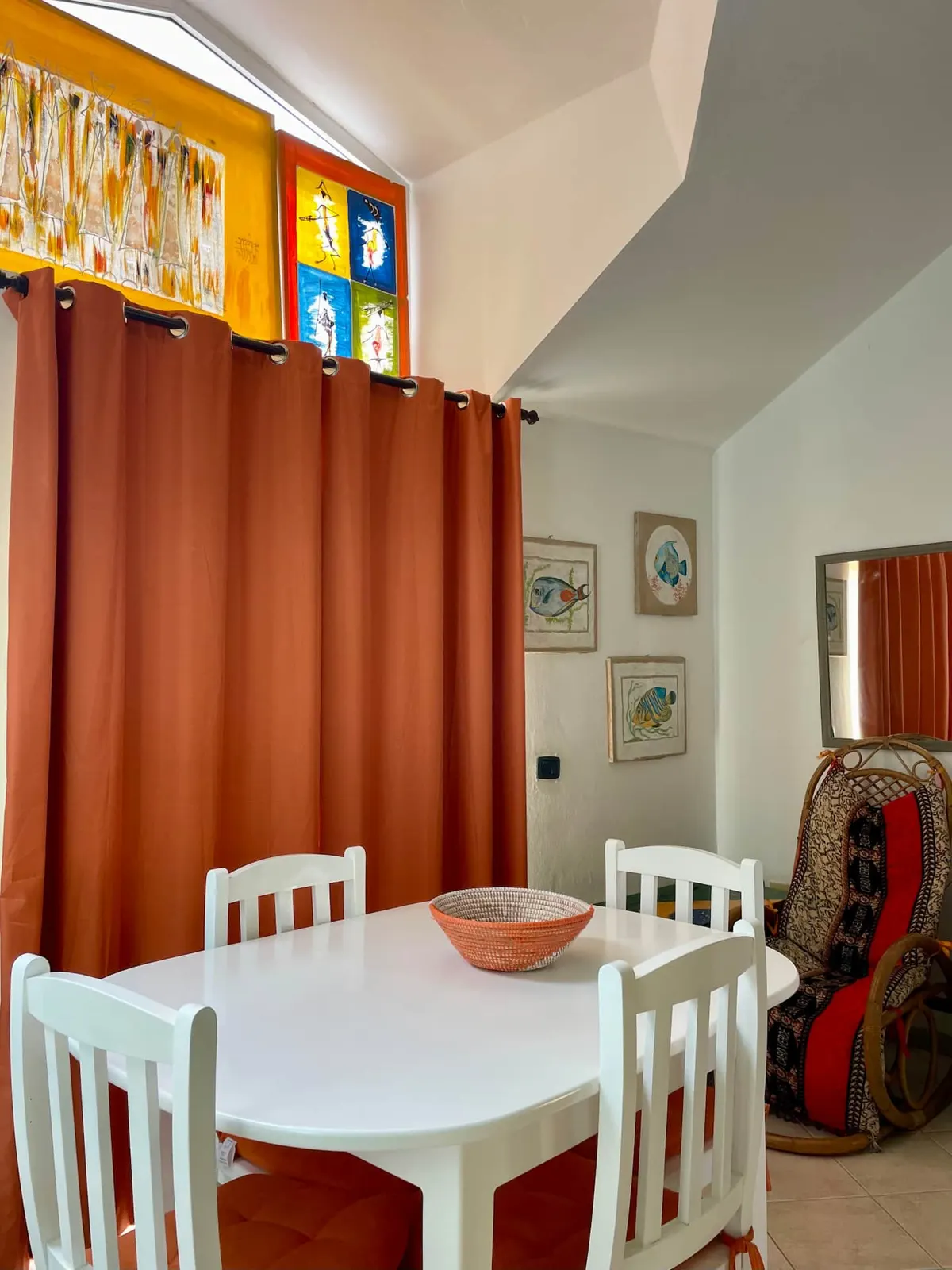Casetta Alida | Bright Central Loft A/C & Starlink — Dining area