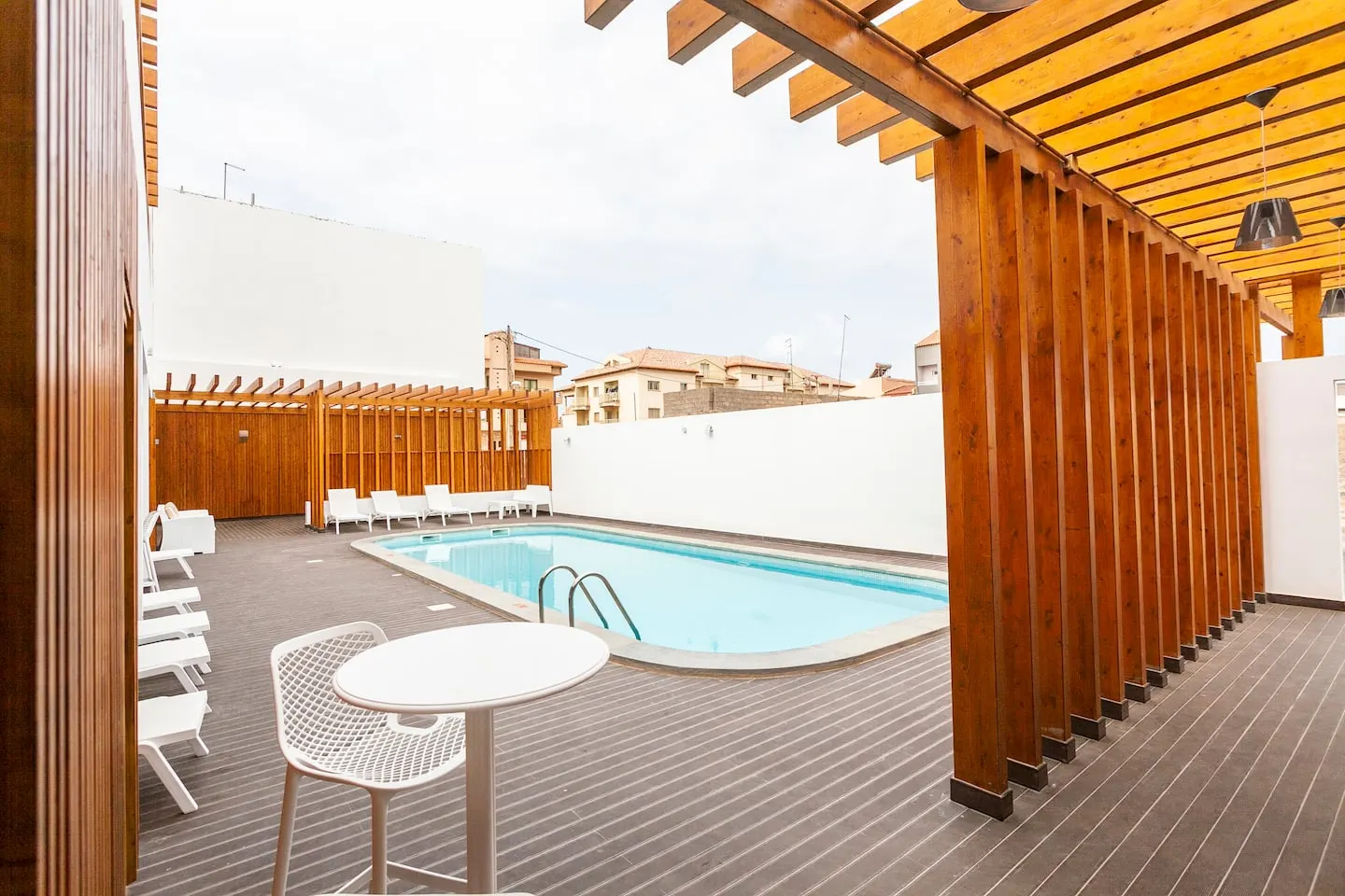 Hotel da Luz – Two-Bedroom Apartment with Pool — photo 12