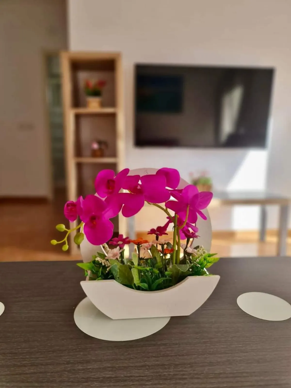 Franmay 4: Two-Bedroom Apartment with Terrace — Living room