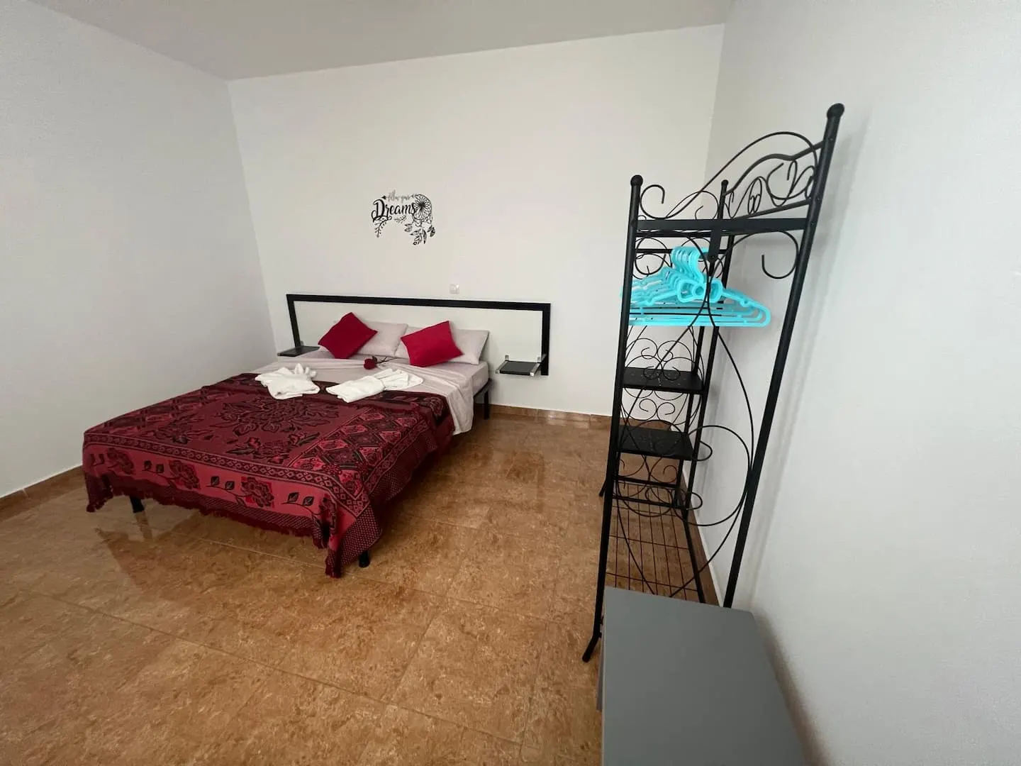 Franmay 9: One-bedroom Penthouse with terrace — Bedroom