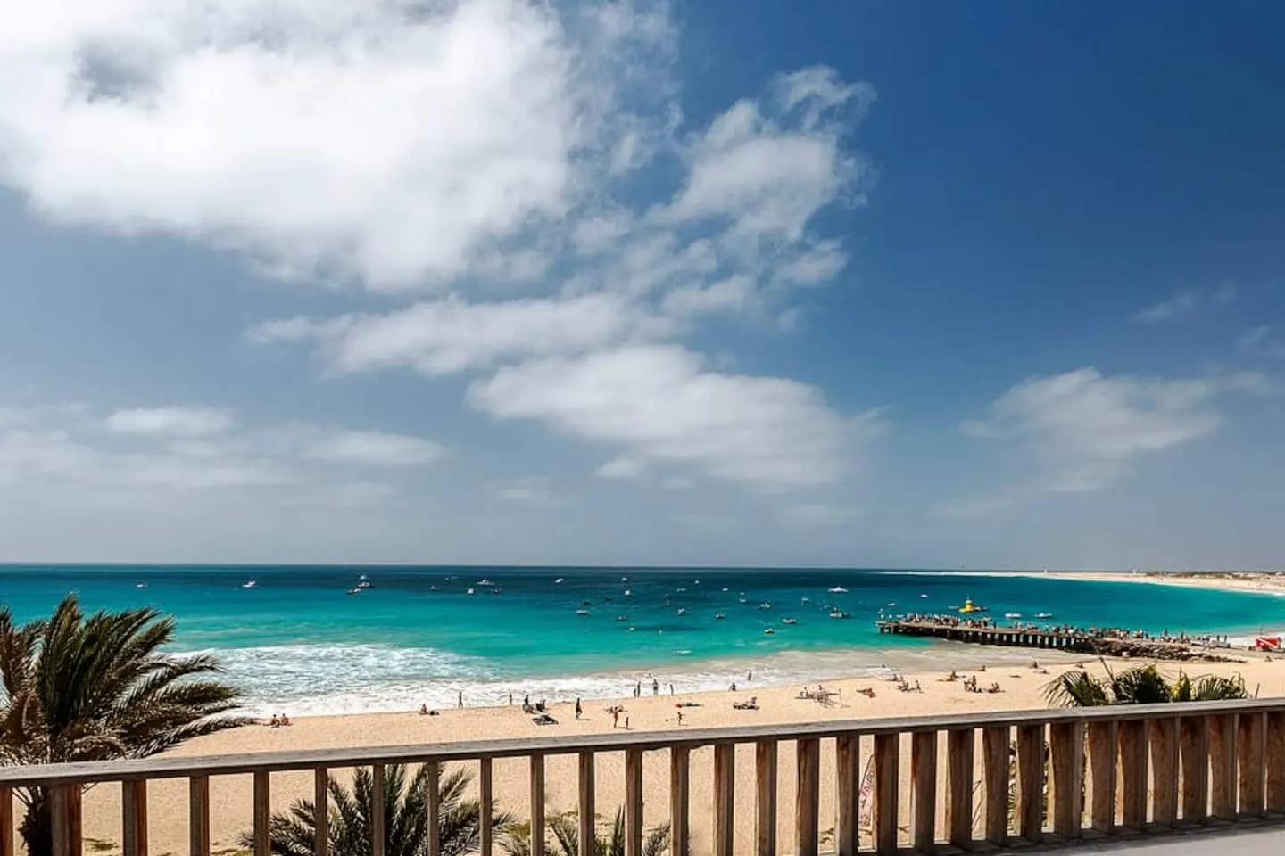 Penthouses overlooking the sea — photo 10