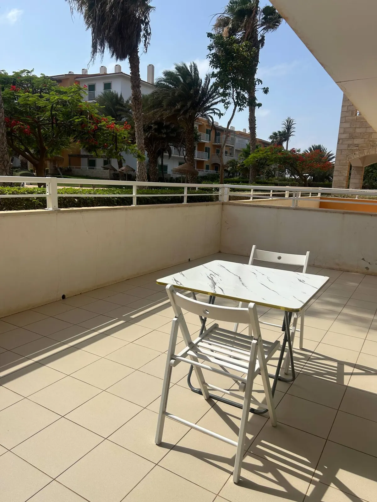 Good life is in Vila Verde Sal. — Deck