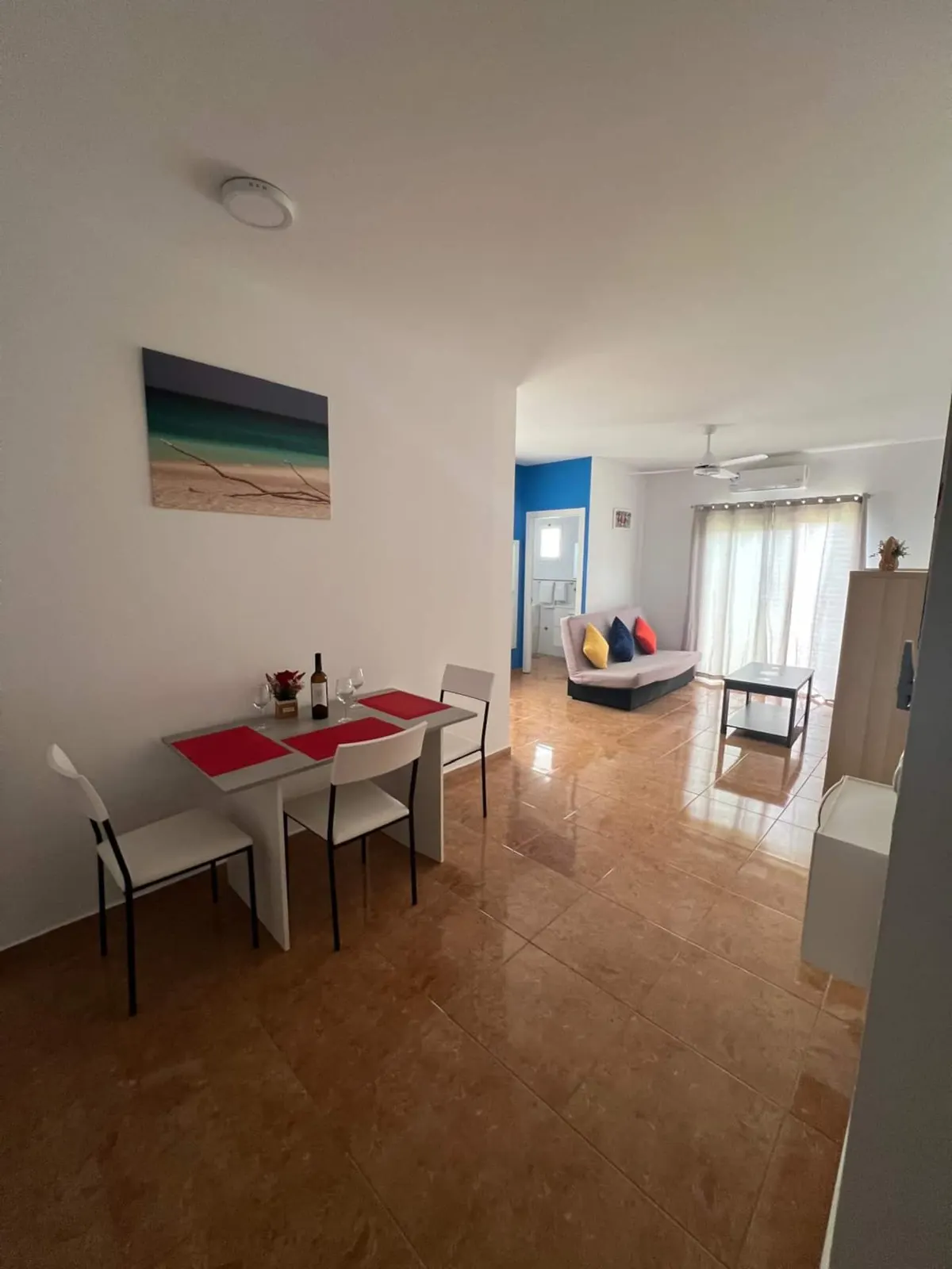 Franmay 9: One-bedroom Penthouse with terrace — Dining area