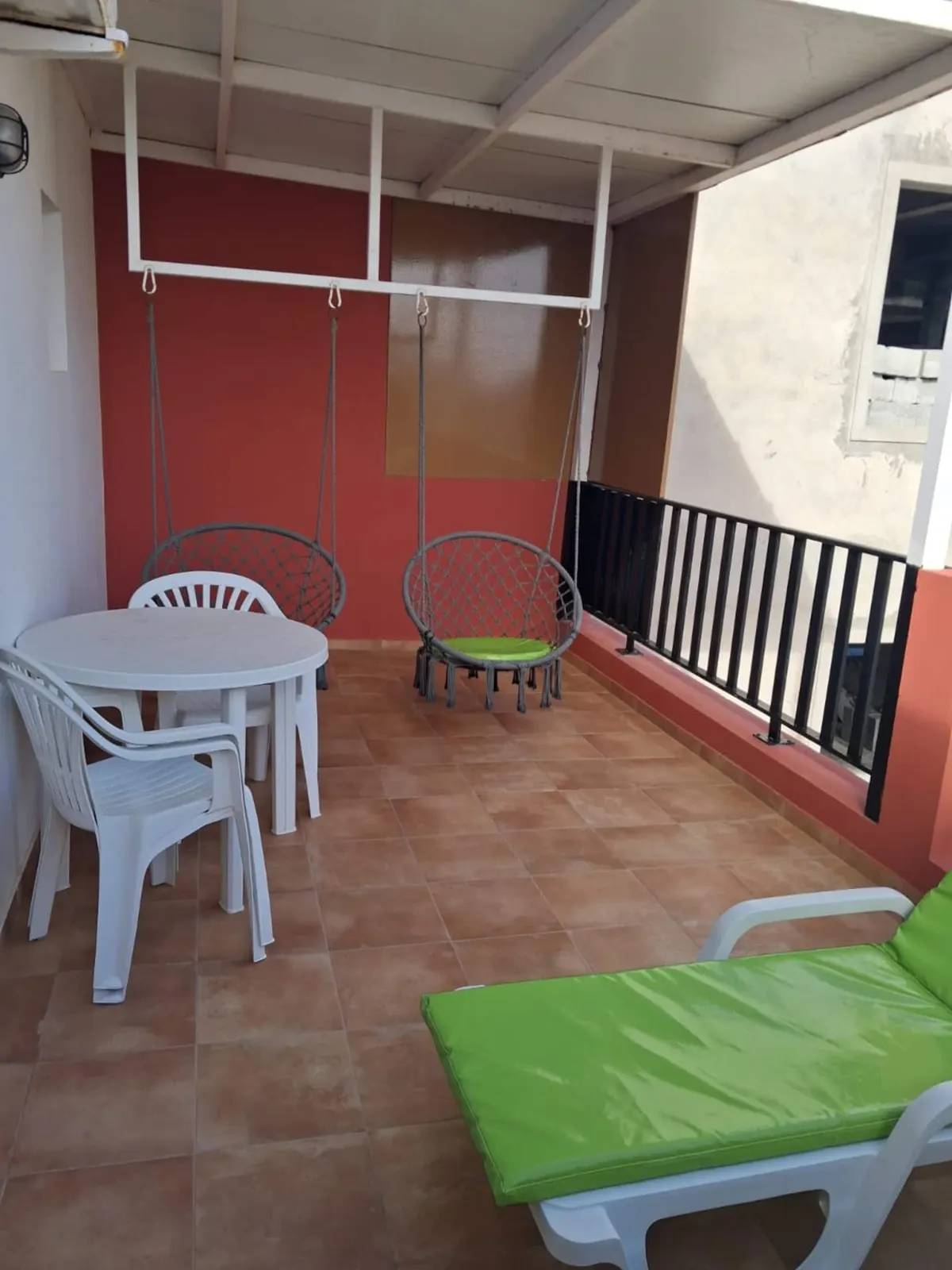 Franmay 9: One-bedroom Penthouse with terrace — Balcony