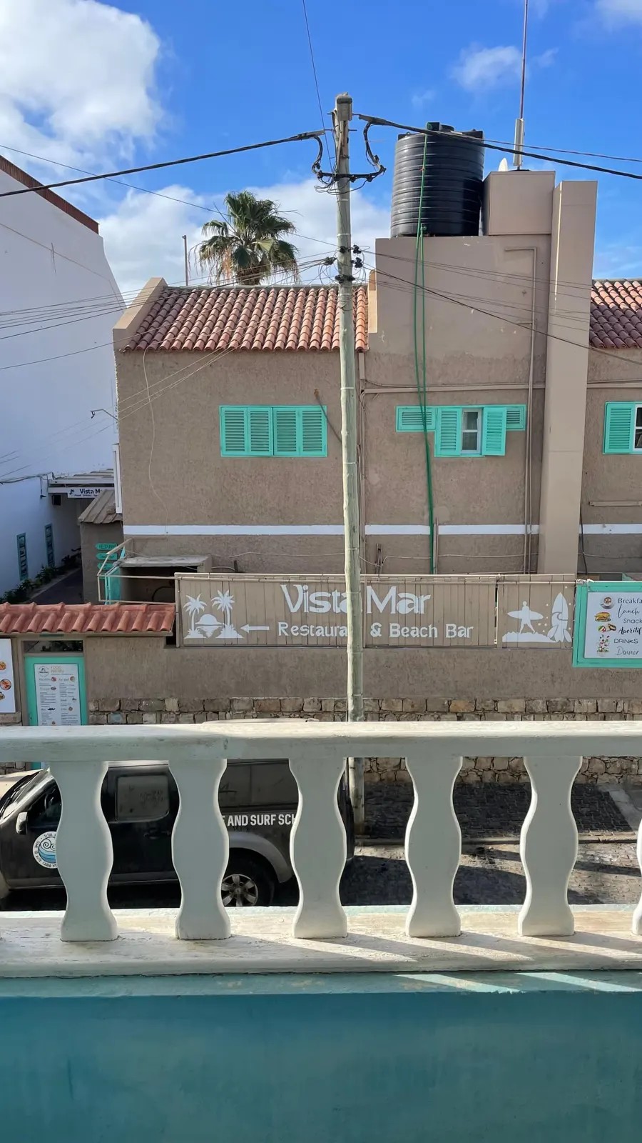 Cozy apartment near beach (pontao) & center — Balcony