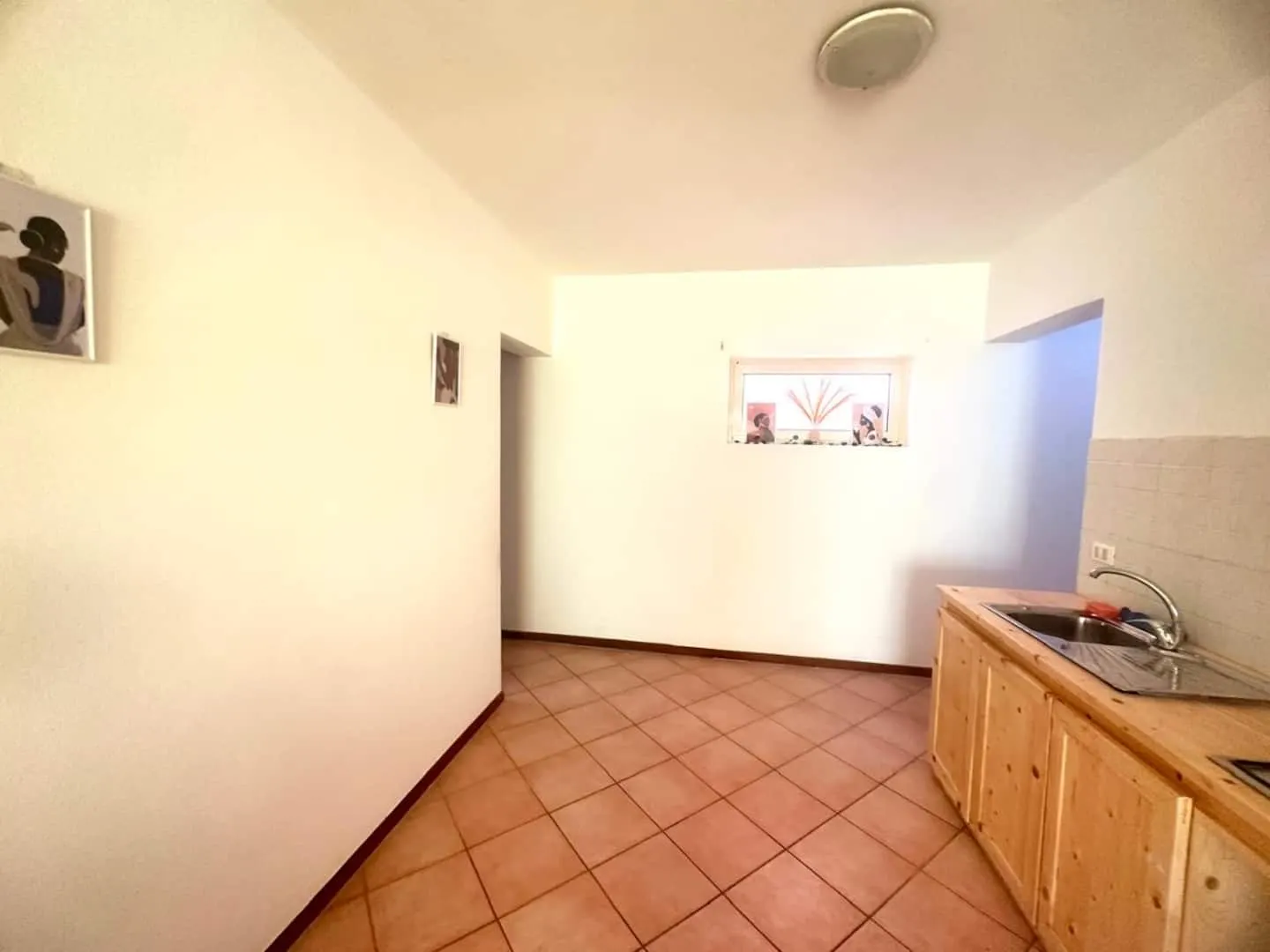 One-bedroom apartment available in Vila centre — Bedroom