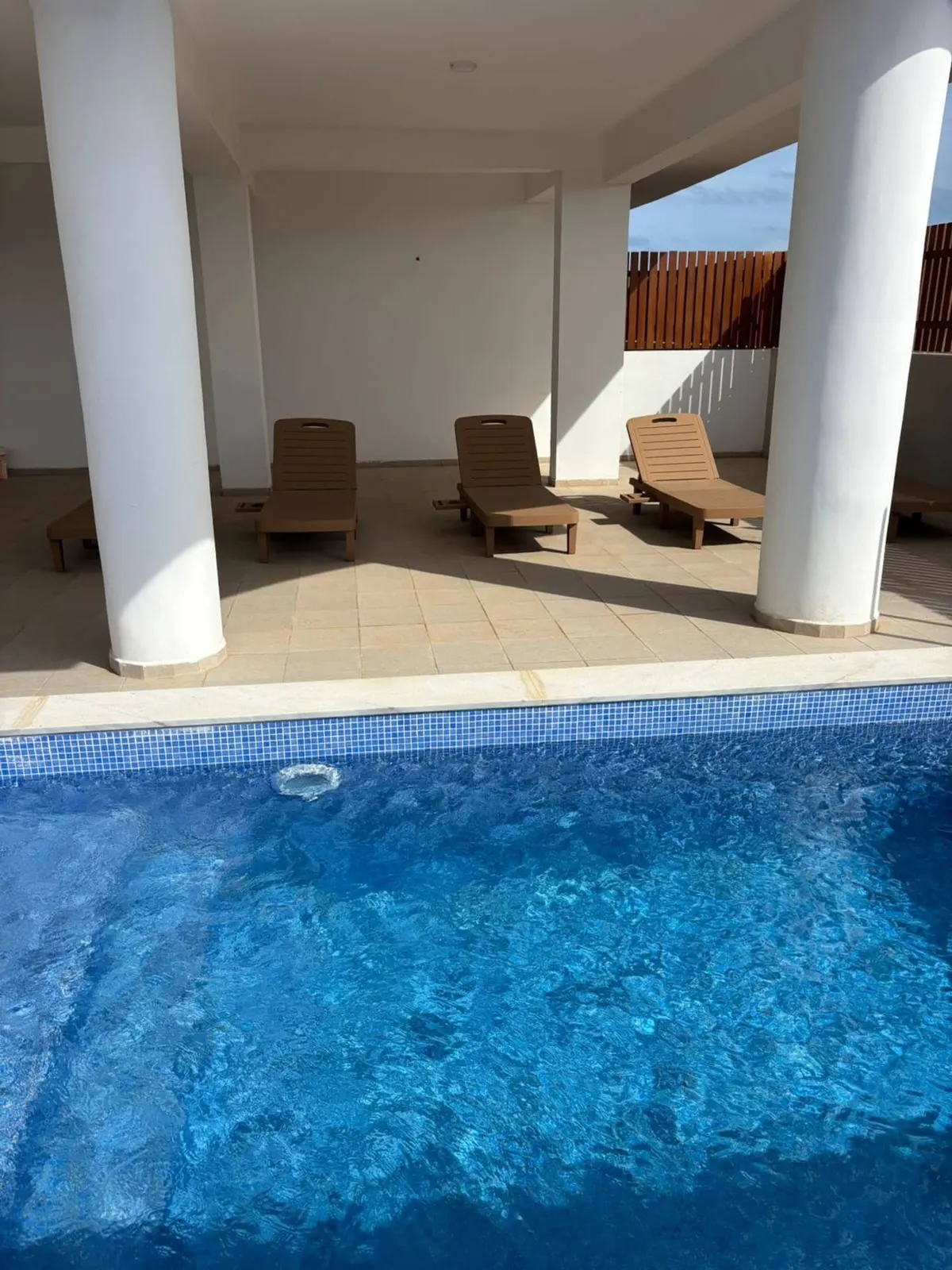 JoLi Beach House  - Spacious Second Floor T0 Suite — photo 24