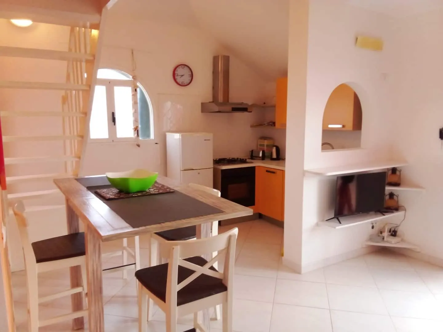 Holiday Properties Vista do Mar1 (Wi-fi) — Dining area