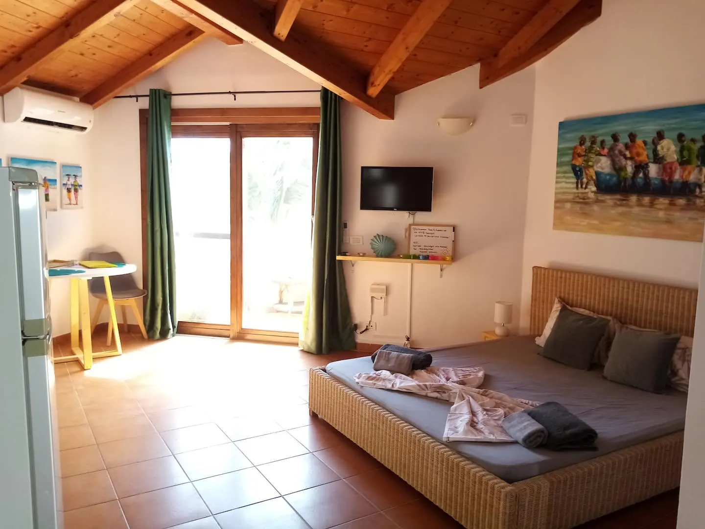 Felicity62 - Cozy studio in residence with pool — Bedroom area