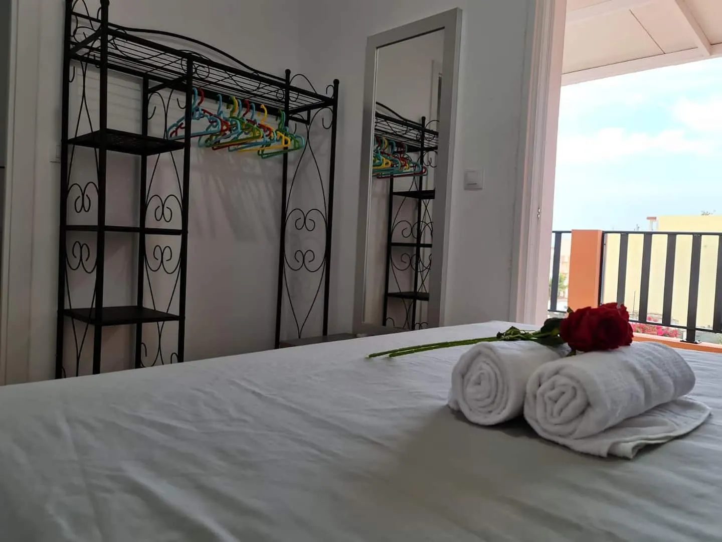 Franmay 8: One-bedroom Penthouse with terrace — Bedroom