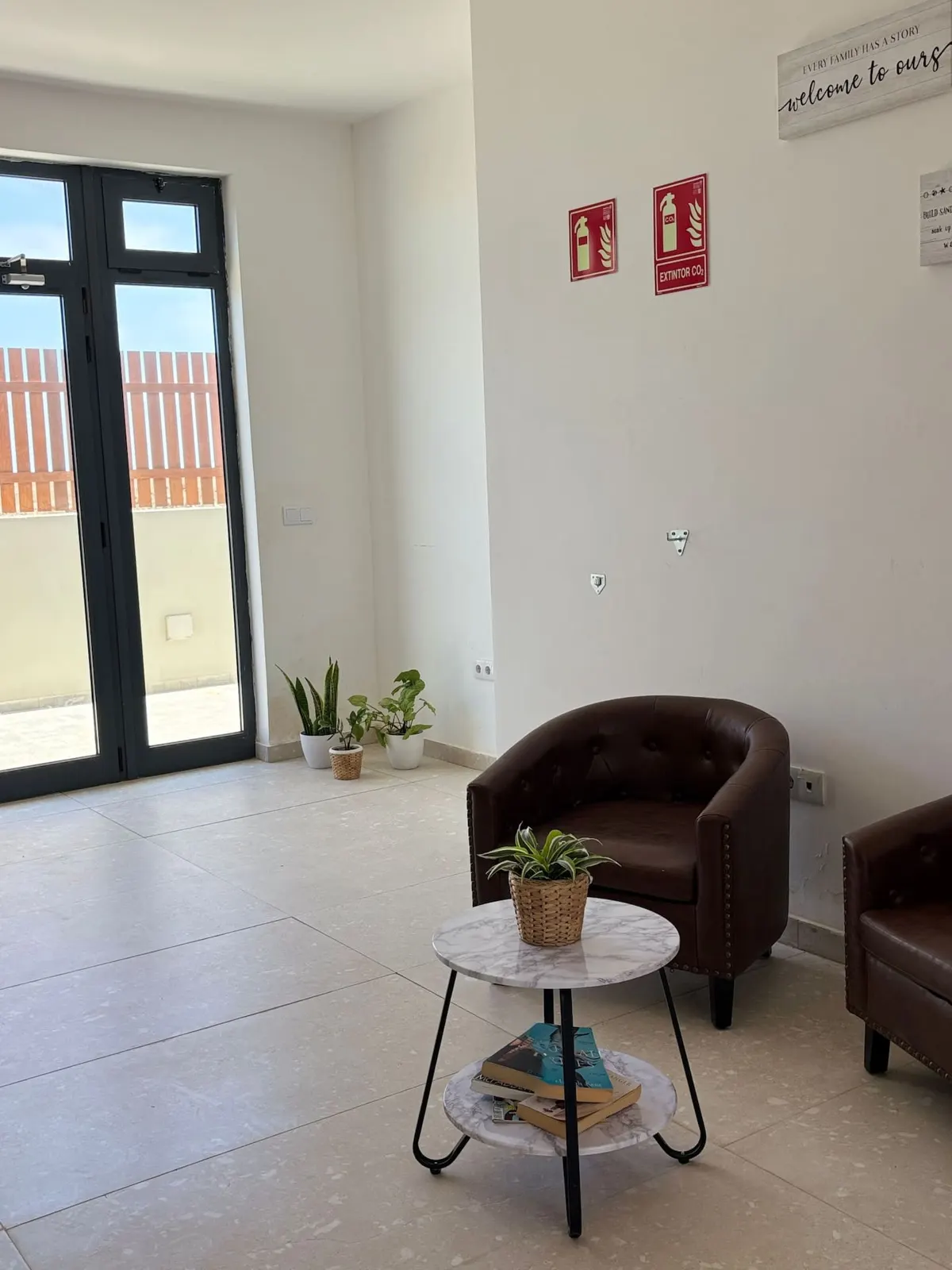 JoLi Beach House - Charming Third Floor T1 Center — photo 23