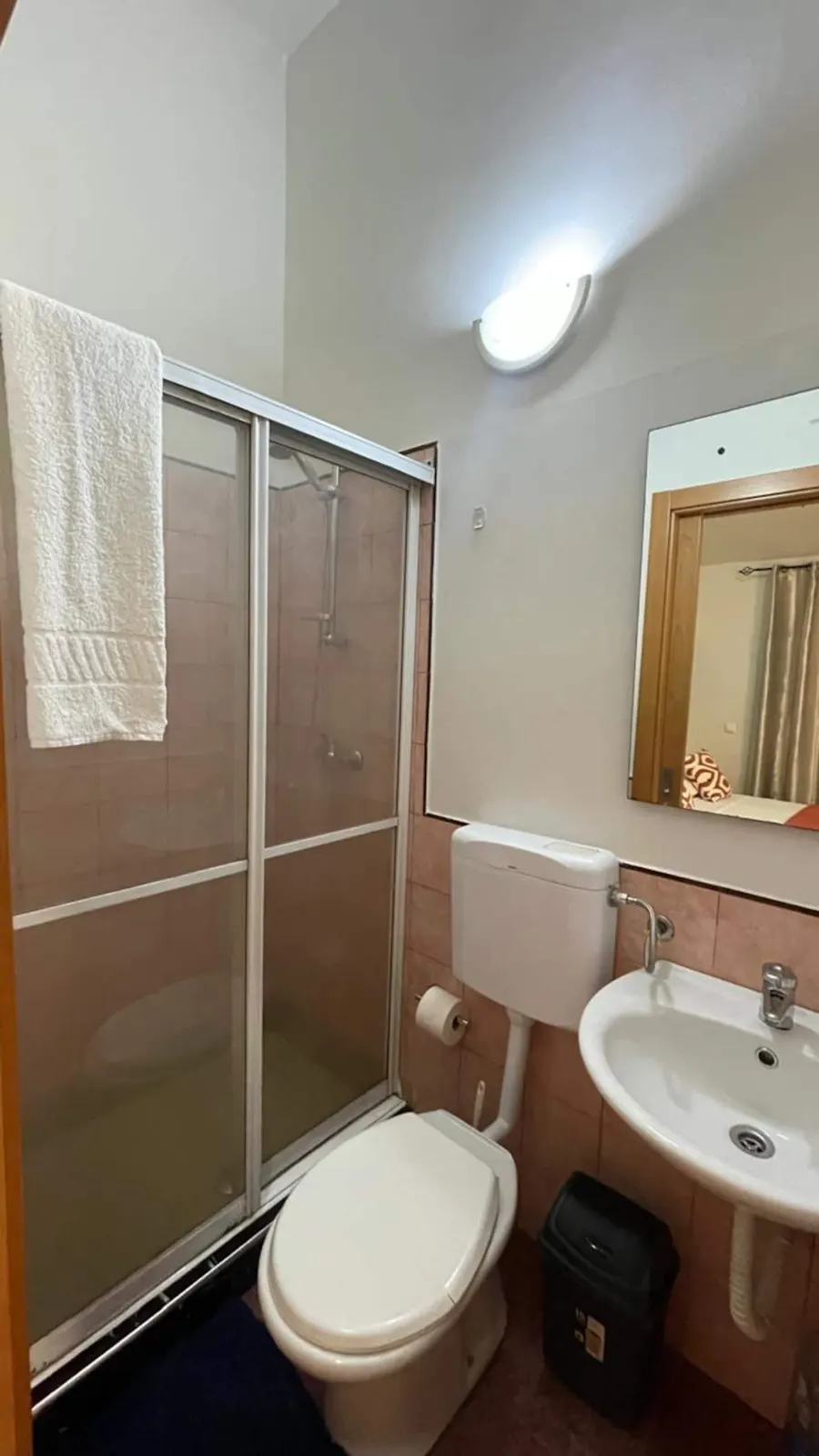 Cantinh D Morabeza — Full bathroom