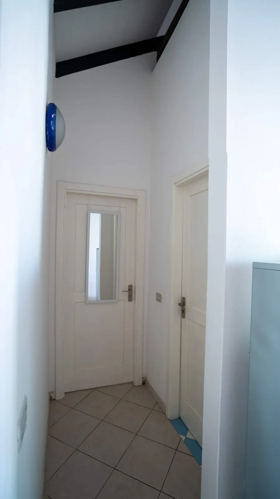Central Penthouse, 3 Min to Beach & Wi-Fi — photo 17