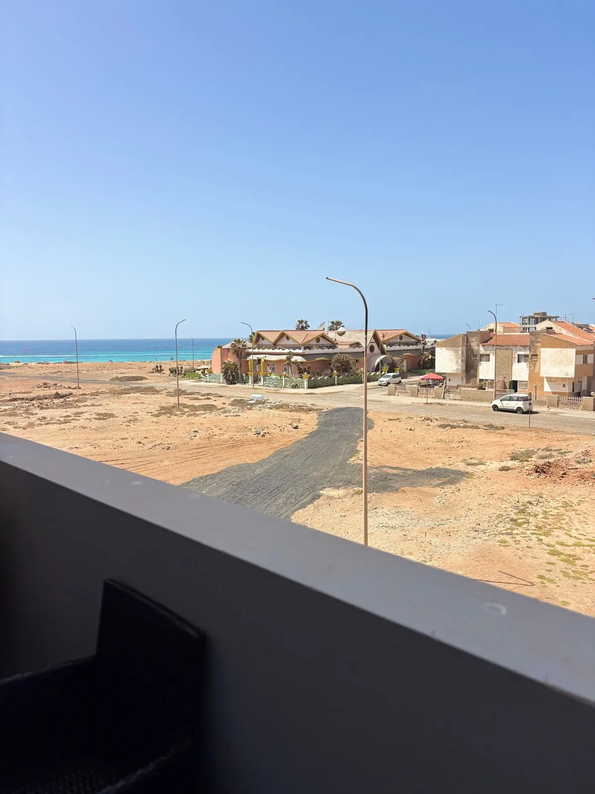 JoLi Beach House - Charming Third Floor T1 Center — photo 42