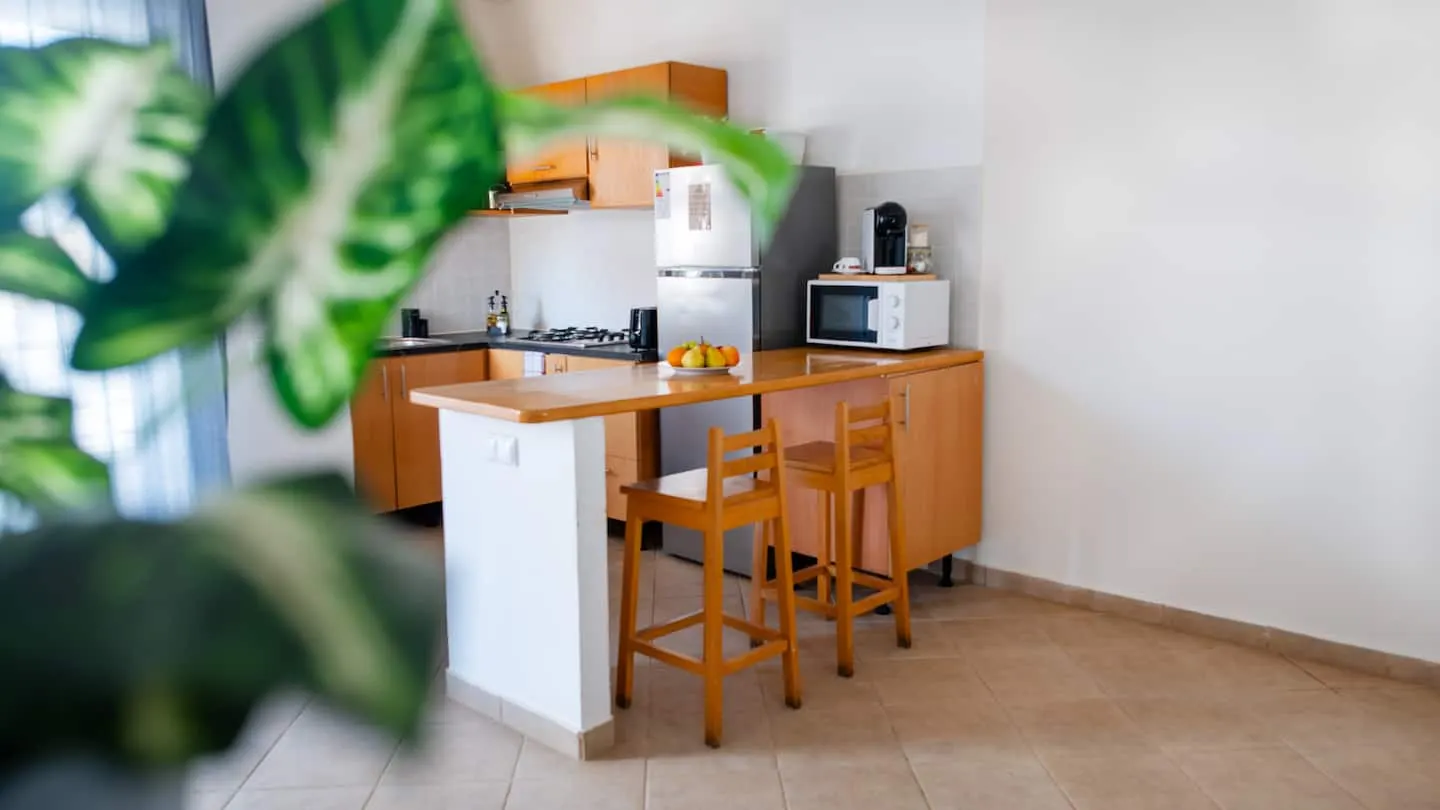 Coconut Houses- 3min beach- AC-SmartTV- Wash Machi — Full kitchen