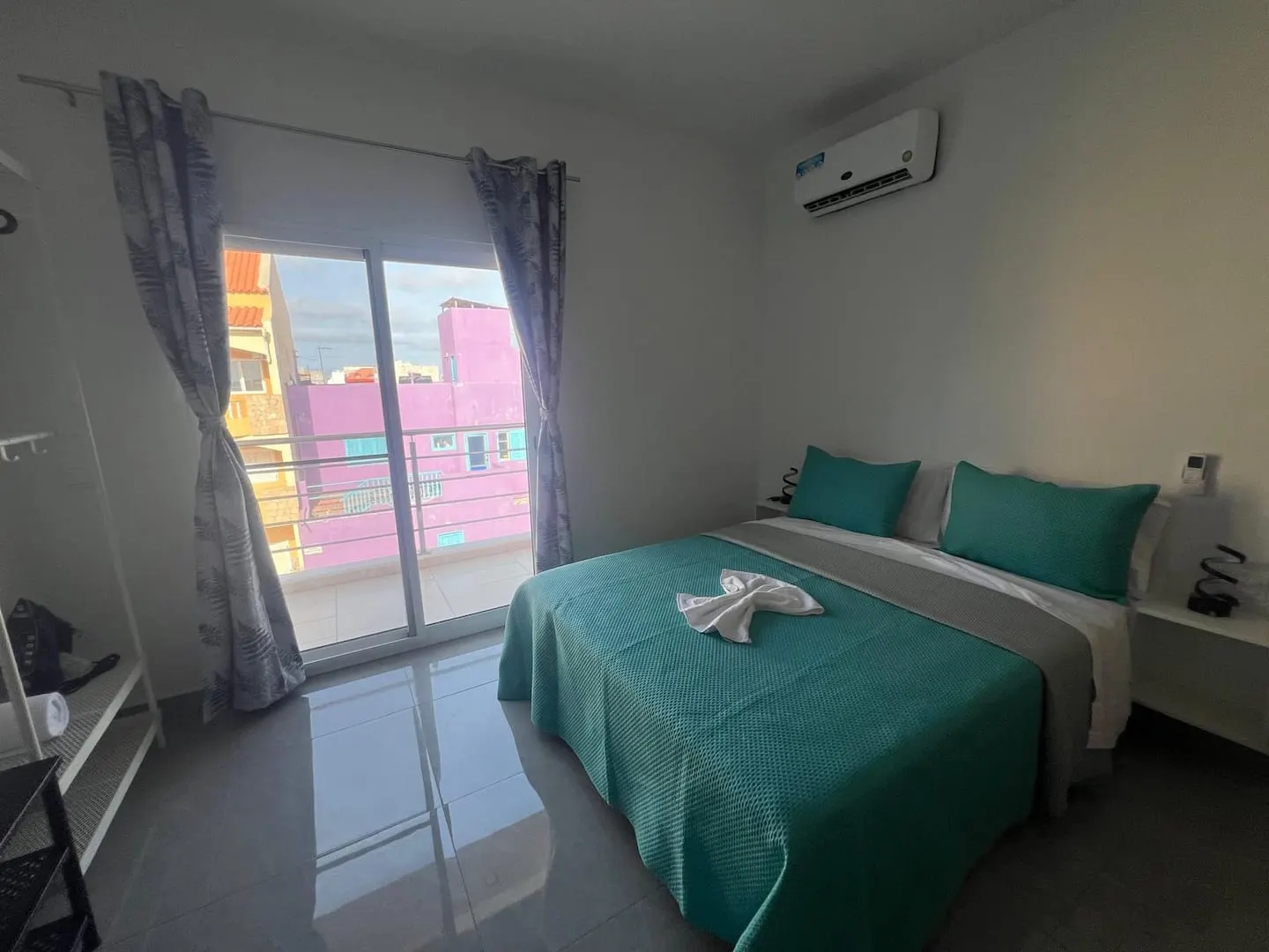 Costa MCC 6: New studio next to the beach — Bedroom area