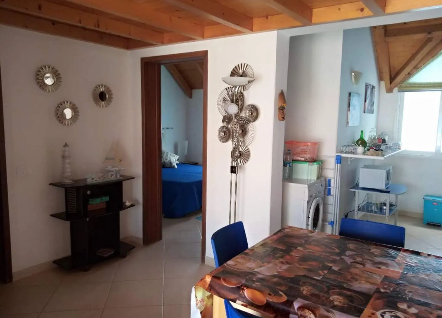 Lovely and central 2-bedroom apartment — Additional photos