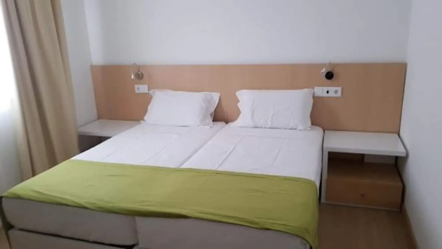Hotel da Luz – Two-Bedroom Apartment with Pool — photo 8