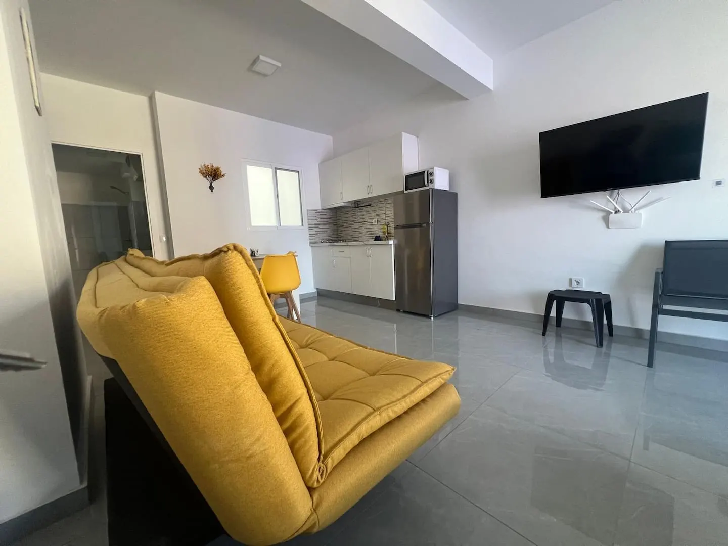 Costa MCC 6: New studio next to the beach — Bedroom area