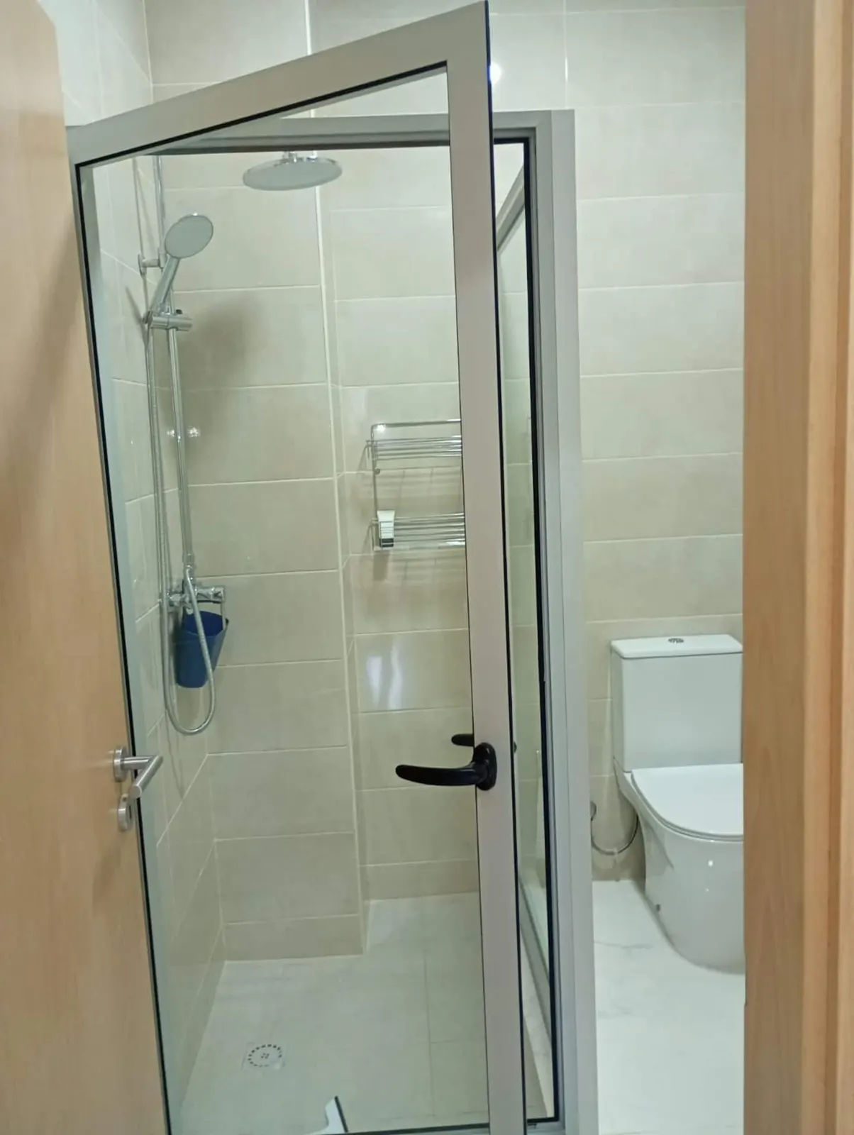 Casa Brothers no. 1 — Full bathroom