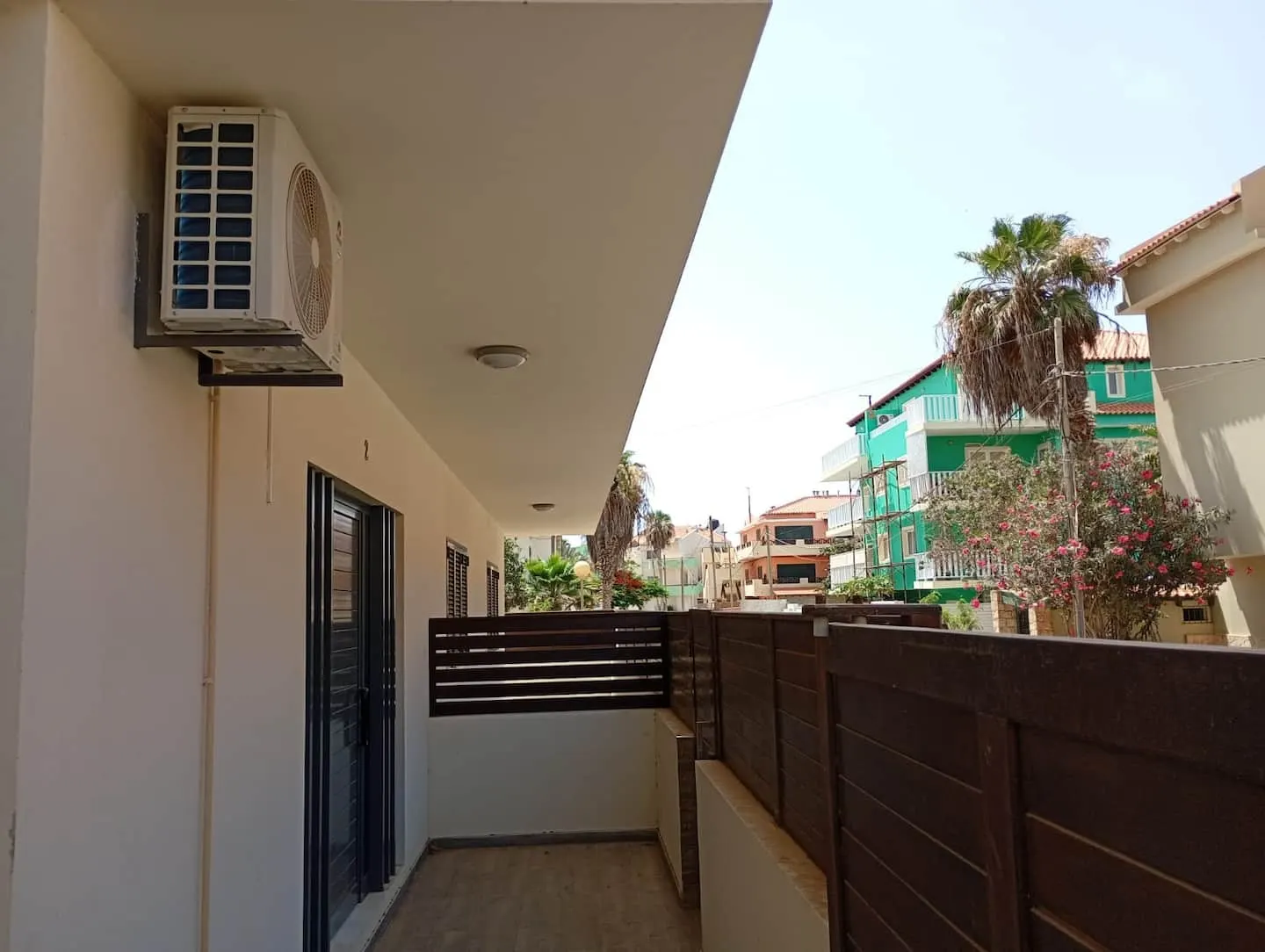 Casa Brothers no. 2 — Exterior