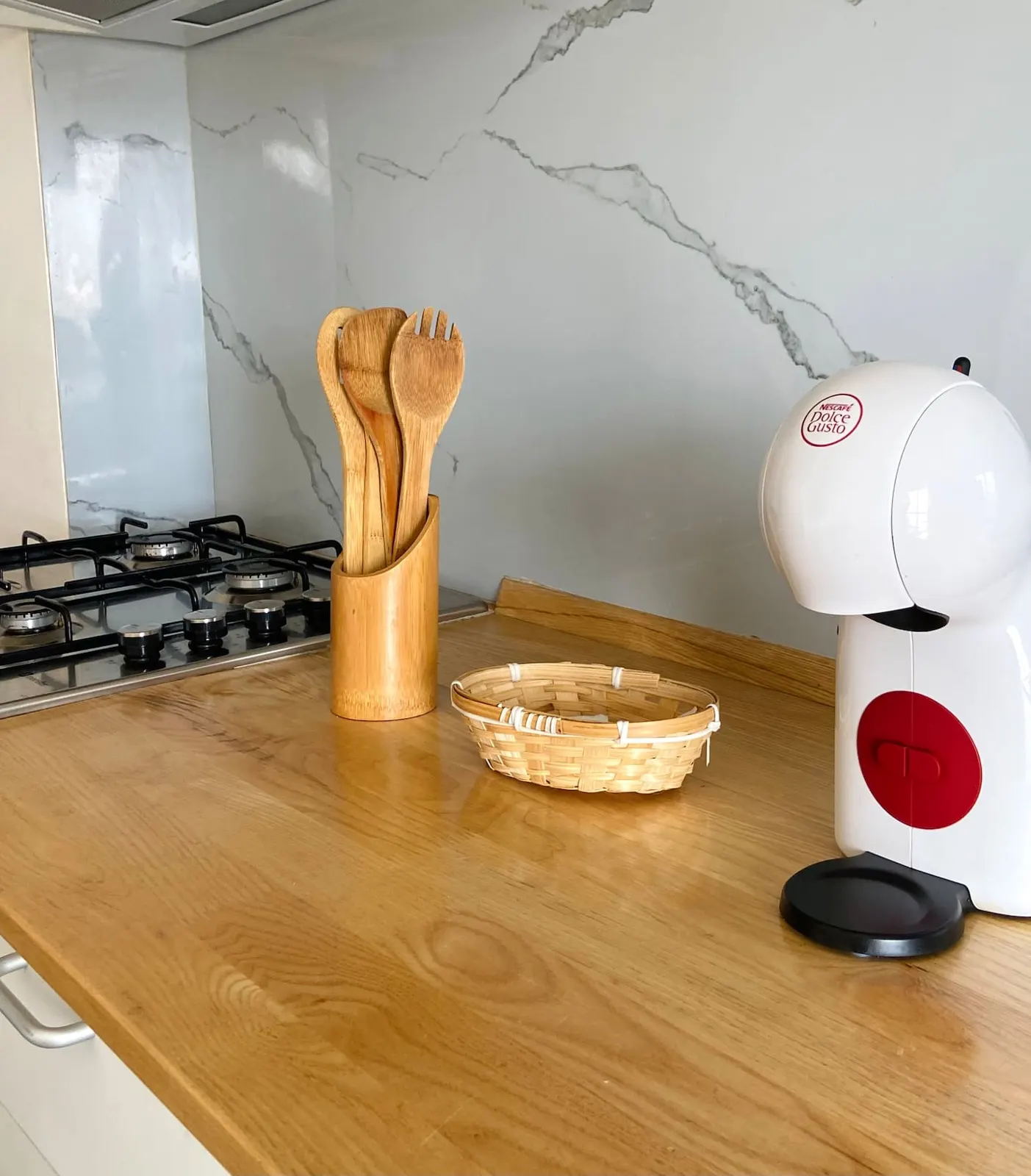 MaRiRa Apartments T1 – Comfort in Santa Maria — Full kitchen