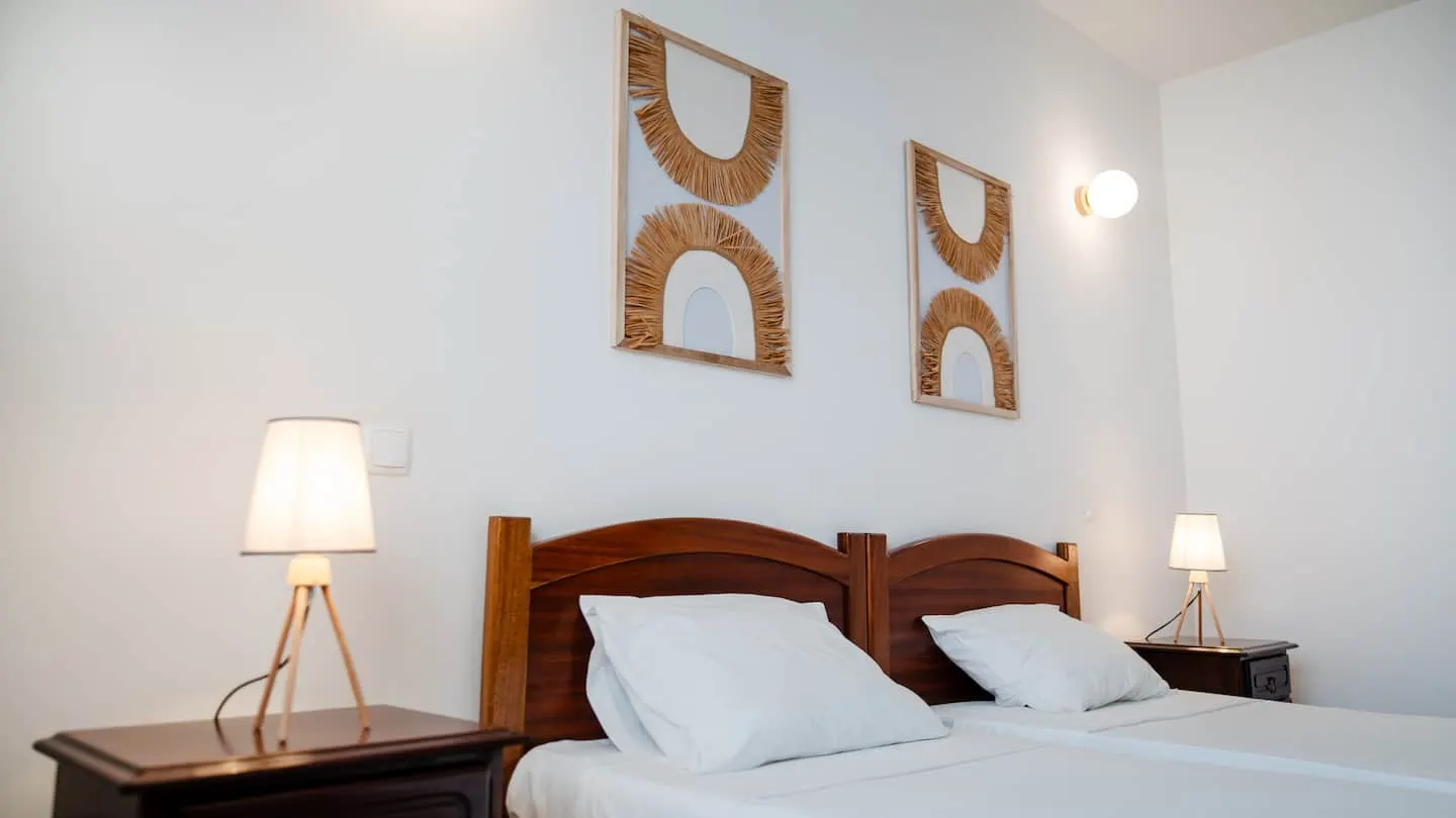 Coconut Houses- 3min beach- AC-SmartTV- Wash Machi — Bedroom