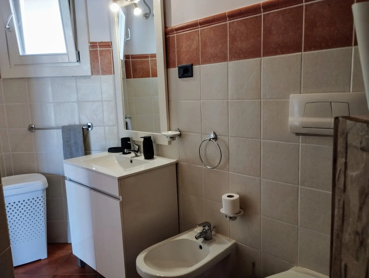Felicity62 - Cozy studio in residence with pool — Full bathroom