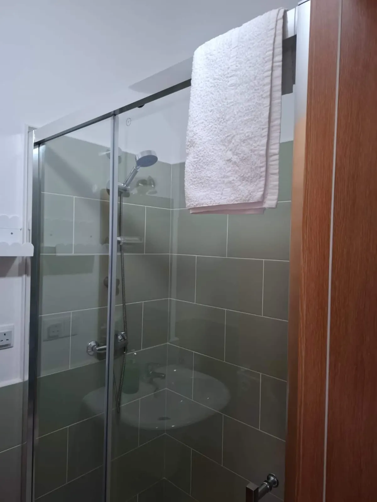 'Sandy Toes' Penthouse (T2) — Full bathroom 1