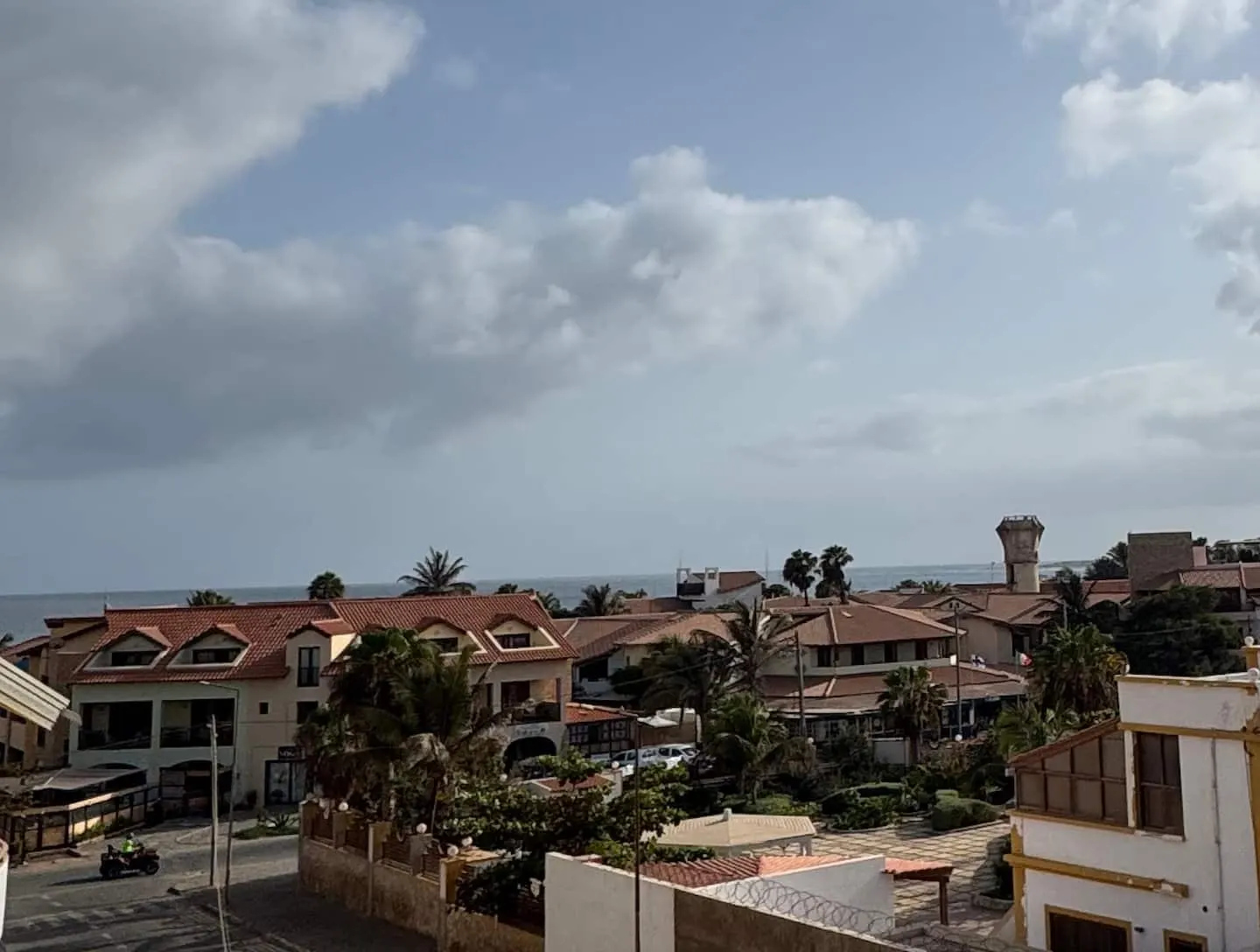 Oceanfront in Centre — Additional photos