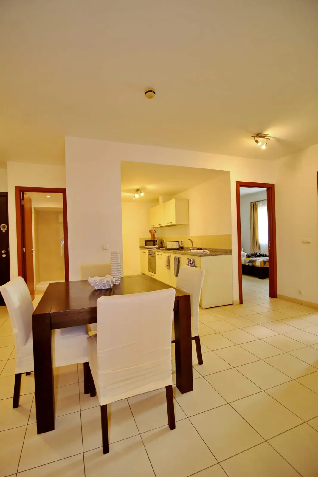 Ground Floor Apartment@MeliaTortuga Resort S.Maria — Dining area