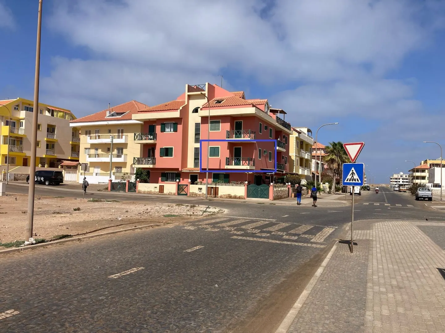 Cosy apartment close to the beach and town centre — Exterior