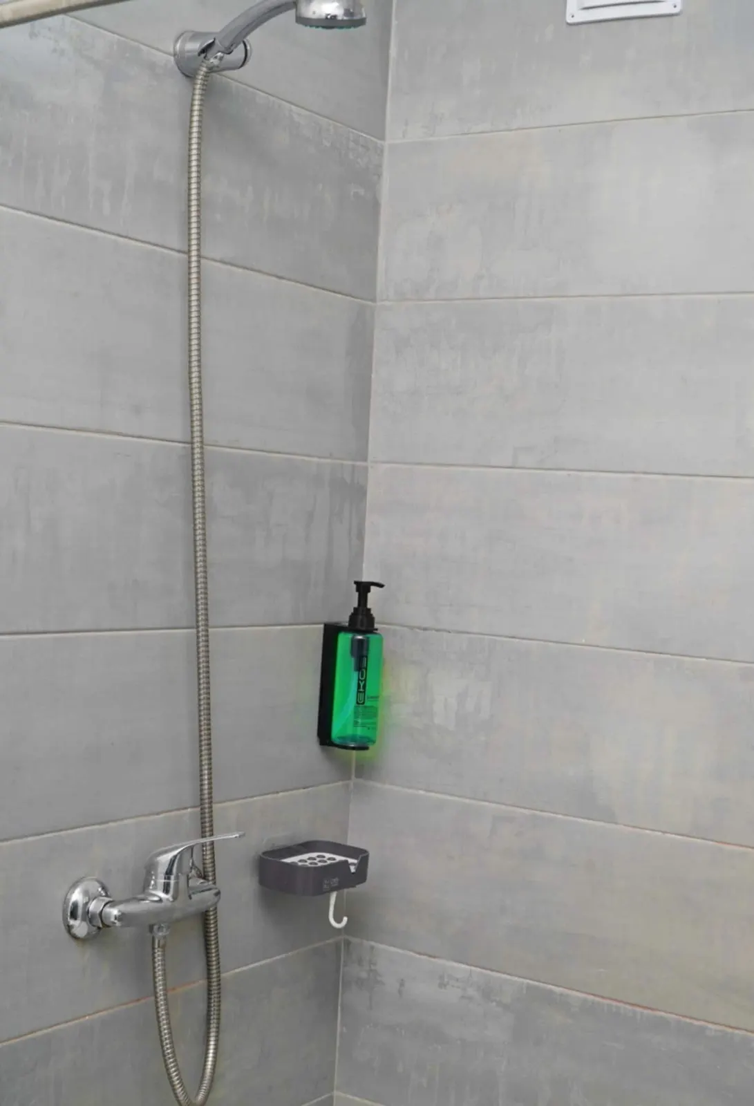 Comfortable T1 400m from the beach | Fast Wi-Fi — Full bathroom
