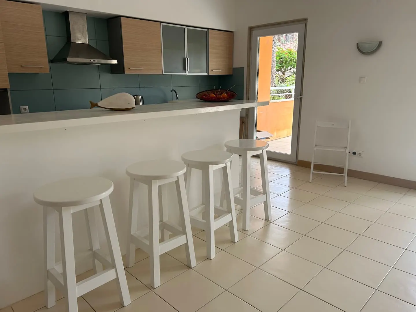 Good life is in Vila Verde Sal. — Dining area