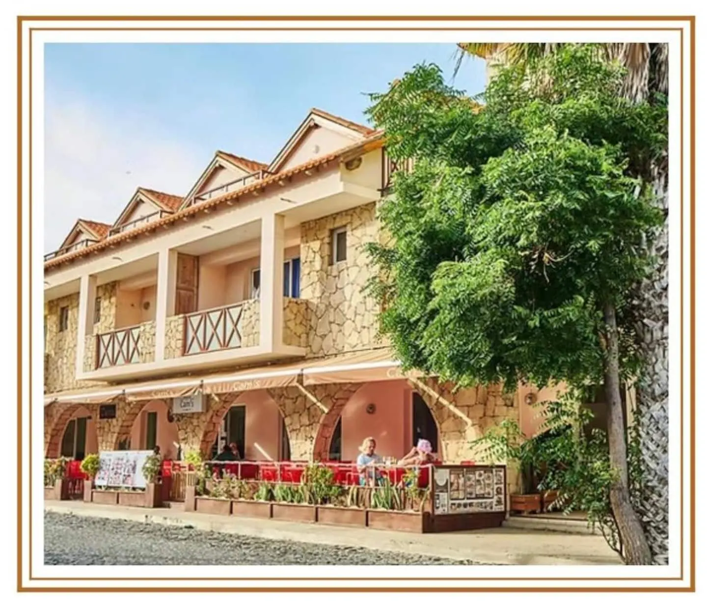 Paraiso Tropical, Central and Beach — Exterior