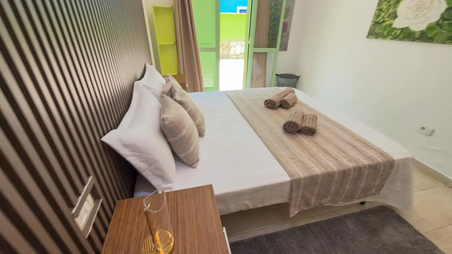 InkHouse C02 — Bedroom 1