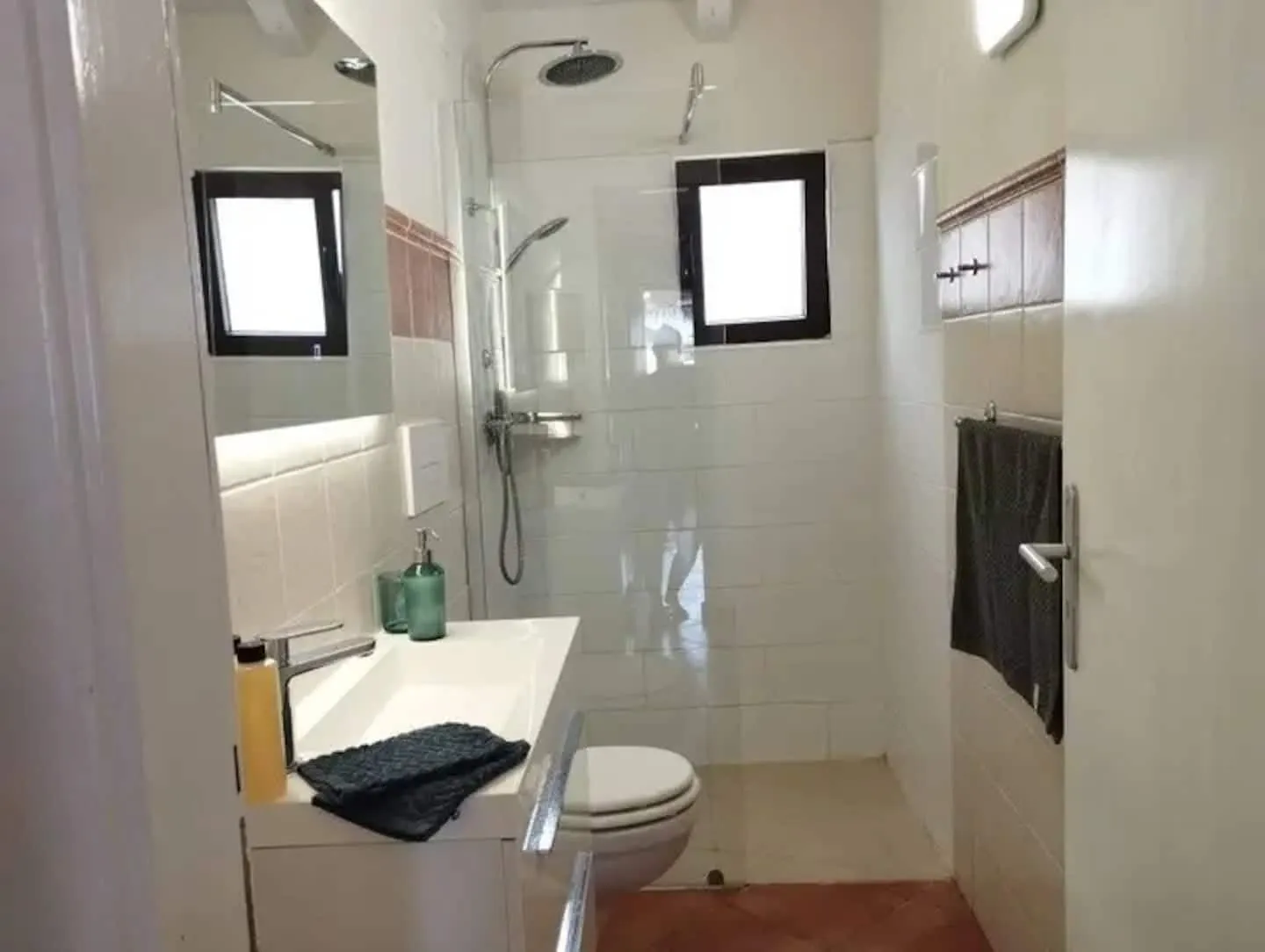 Seaview79, new interior, fully equipped kitchen, — Full bathroom